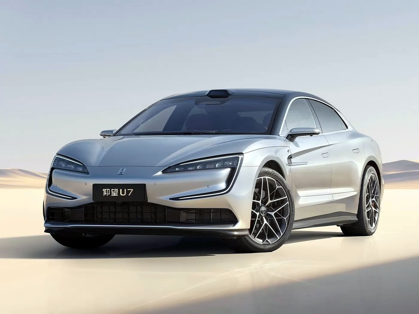 比亞迪仰望U7 電動與混合動力并行，水平對置發動機引領豪華新境界